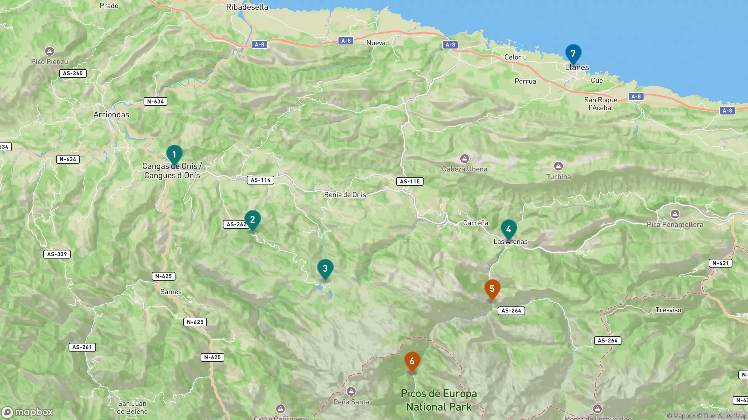 Topographic map of eastern Asturias and the Picos de Europa. Numbered markers show Cangas de Onis, marked 1, Covadonga, marked 2, and the Lagos de Covadonga, marked 3, on the western side; Arenas de Cabrales, marked 4, and Poncebos, marked 5, to the east; Cain, marked 6, deep in the mountains to the south; and Llanes, marked 7, on the Cantabrian coast to the north.