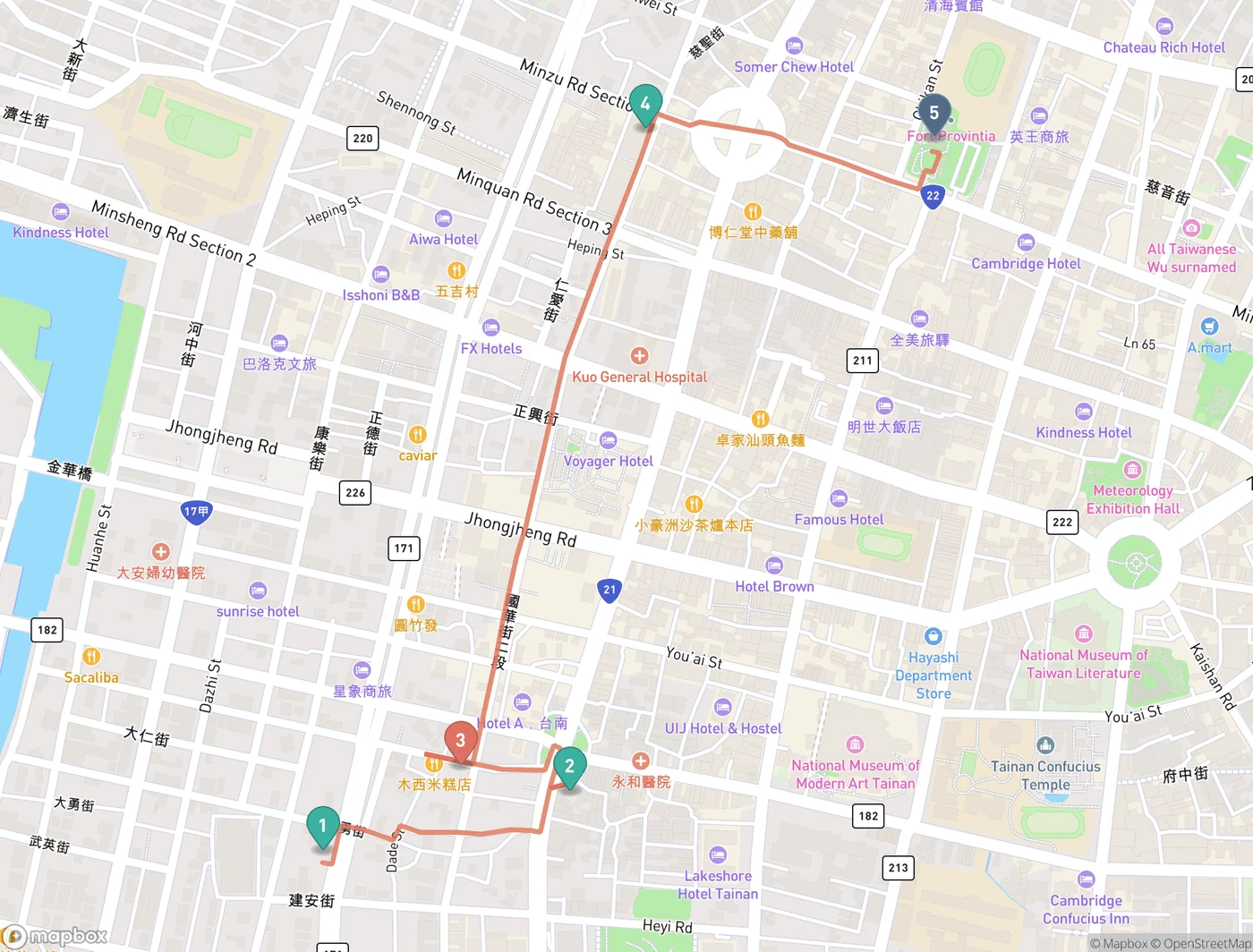 Walking map of a dawn food loop in Tainan's West Central District, numbered one to five: Six Thousand Beef Soup on Hai'an Road, A Tang congee on Ximen Road, the Baoan Road stall cluster, Yongle Market on Guohua Street, and Chihkan Tower.